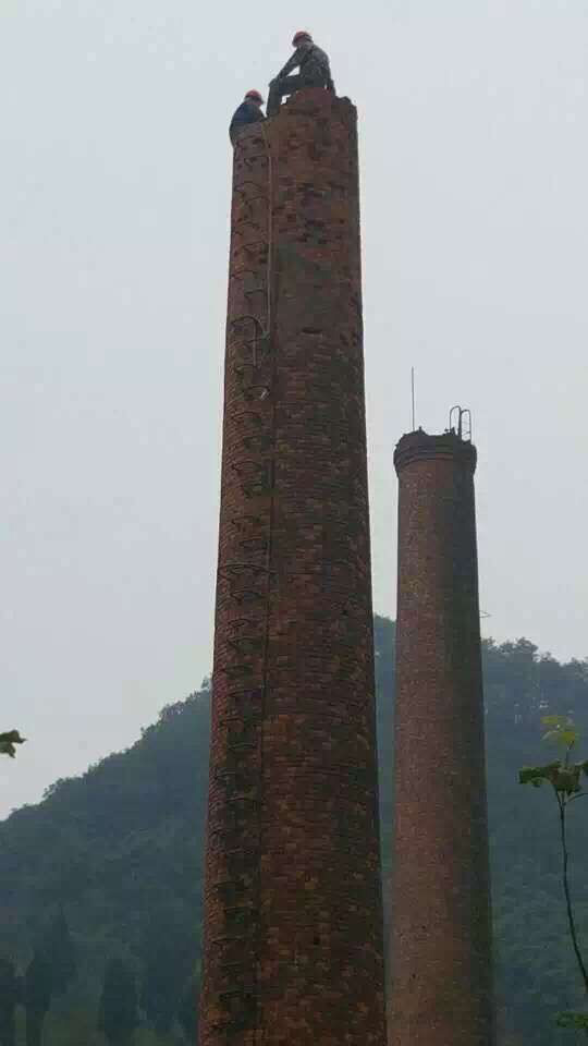 磚煙囪拆除.jpg